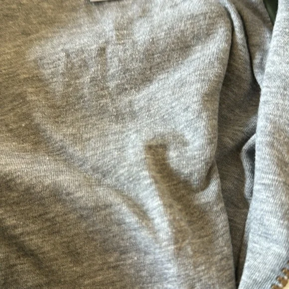 2 great light weight old navy jacket!!! One with a hood! - Picture 4 of 9